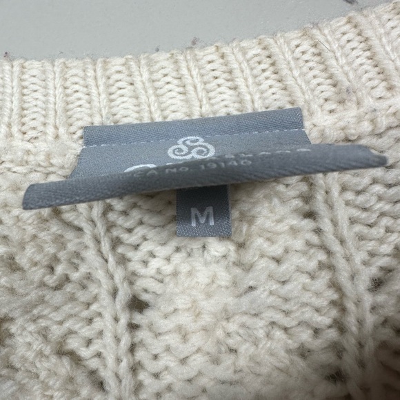 Aran Woolen Mills Cleggan Ladies Aran Crew Neck Cardigan Sweater - Oat - Medium - Picture 9 of 10